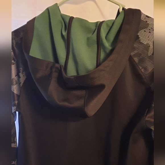 Reebok Black and Green Athletic Jacket Minnesota Wilds - Picture 12 of 12